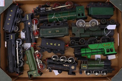 Lot 366 - One tray containing various  0 gauge locos to...