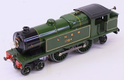 Lot 305 - A 1932-36 Hornby 0 Gauge E220 Special 4-4-2...