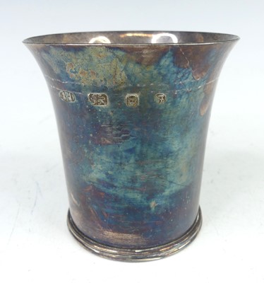 Lot 142 - A contemporary silver beaker, of plain waisted...