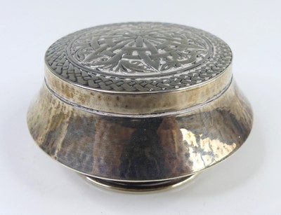 Lot 126 - An early 20th century silver hinged trinket...