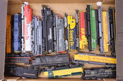 Lot 983 - One tray containing a quantity of mainly HO...