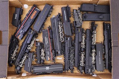 Lot 934 - One tray containing a quantity of HO scale...