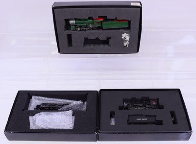 Lot 809 - Bachmann Spectrum Boxed HO locomotive group, 3...