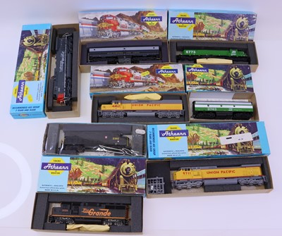 Lot 883 - Eight HO Gauge American outline Athearn locos,...