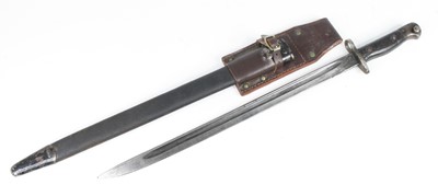 Lot 743 - A British 1907 pattern bayonet, the 43cm...