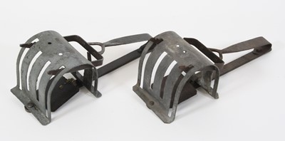 Lot 911 - An early 20th century Everett brass pillar gin...