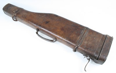 Lot 951 - A 20th century leg of mutton shotgun case, of...