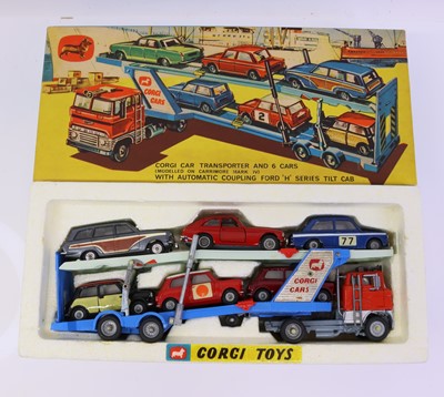 Lot 1260 - Corgi Toys Gift Set 41, "Transporter" to...