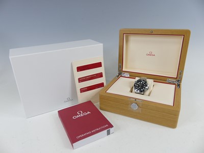Lot 2311 - A gent's Omega Seamaster Professional co-axial...