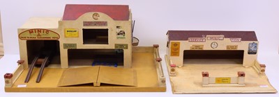 Lot 1770 - Triang Minic Garage and Showroom group, 2...