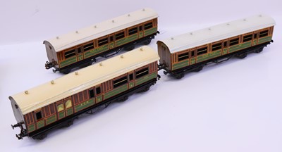 Lot 355 - Three Bing 0 gauge eastern region coaches, to...