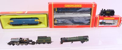 Lot 740 - Five 00 gauge early Hornby and Triang locos to...