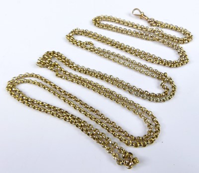 Lot 2302 - A yellow metal round belcher link long guard...