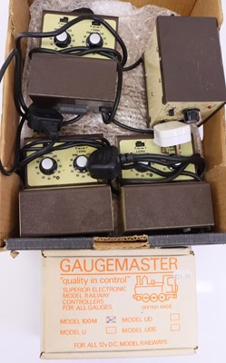 Lot 1008 - Collection of five Gaugemaster contollers, to...