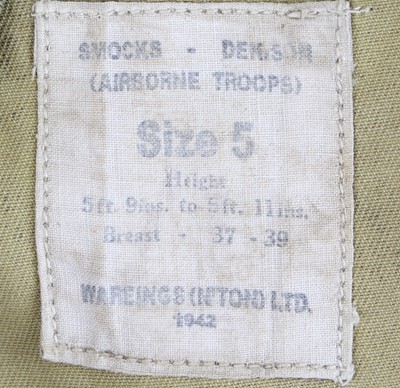 Lot 602 - A WW II British Airborne Troops 1st pattern...