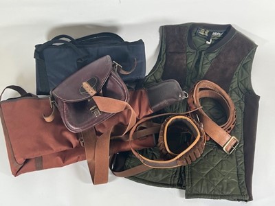 Lot 849 - A collection of shooting accessories to...