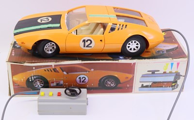 Lot 1780 - Piko Anker (GDR) 1.12 scale Battery Cable...