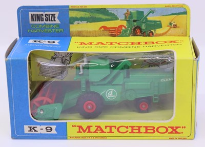 Lot 1323 - Matchbox Kingsize No.9 Combine Harvester in...