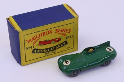 Lot 1298 - Matchbox Lesney No.41b, Jaguar D Type, green...