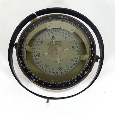 Lot 111 - An early 20th century ship's compass, in...