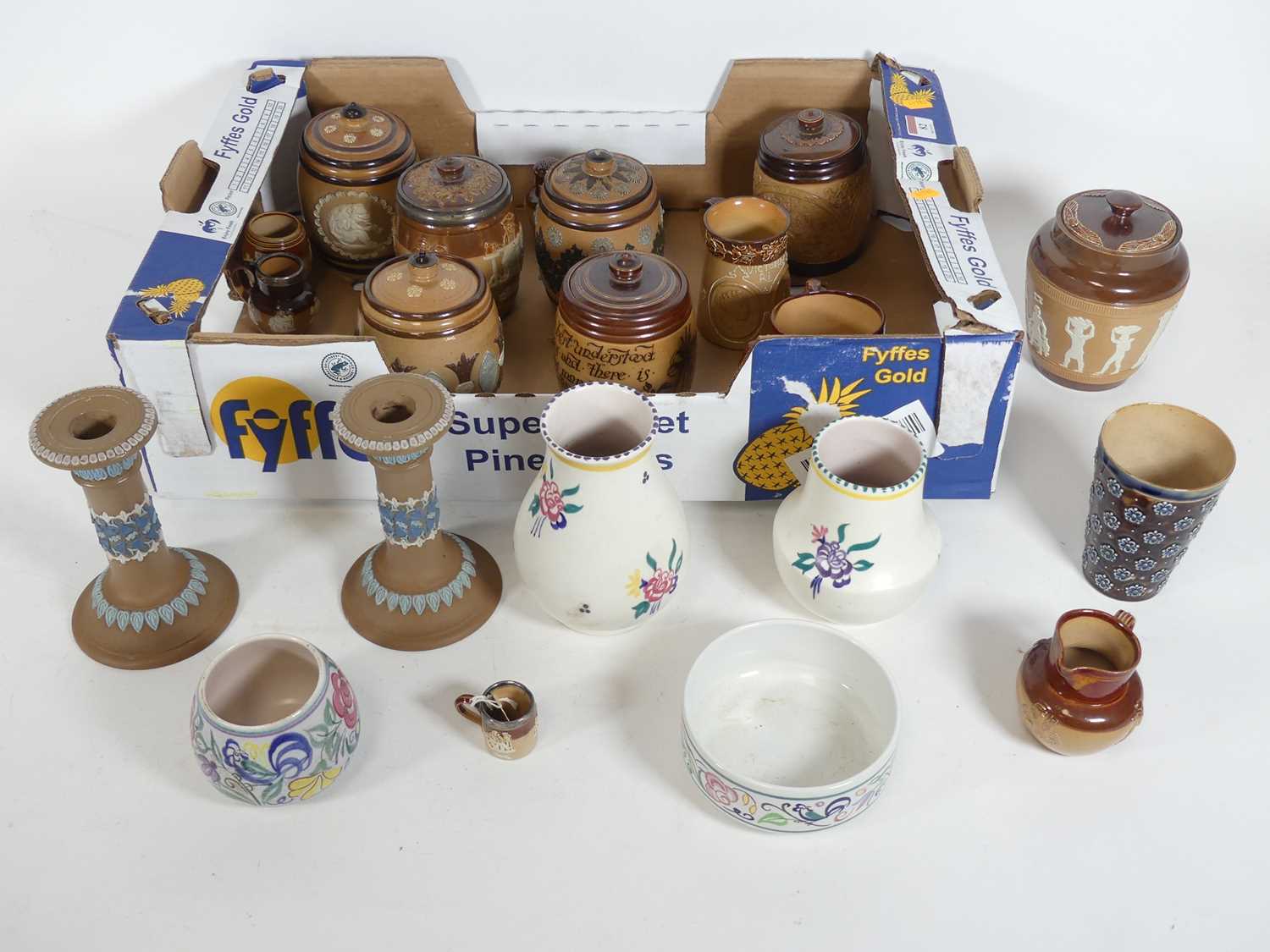Lot 82 - A collection of Doulton, to include various...