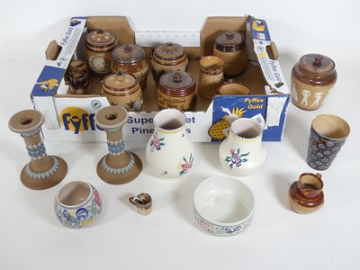 Lot 82 - A collection of Doulton, to include various...