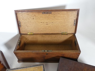 Lot 99 - A collection of boxes, to include a 19th...