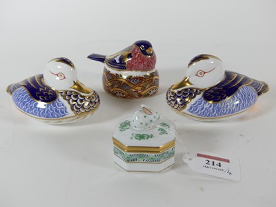 Lot 214 - A Royal Crown Derby paperweight in the form of...
