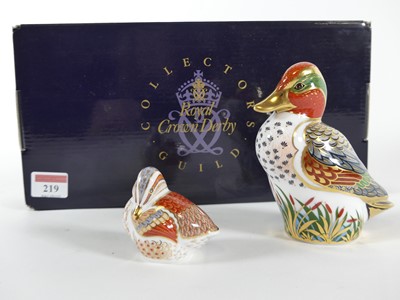 Lot 219 - A Royal Crown Derby Collectors' Guild Members'...