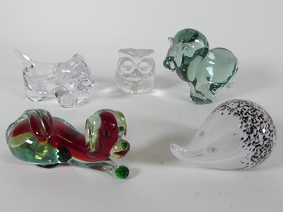 Lot 221 - A collection of glass paperweights to include...