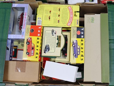 Lot 1527 - Tray of mixed modern issue diecast to include...