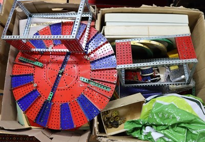 Lot 1569 - 3 trays of mixed used Meccano spares and...