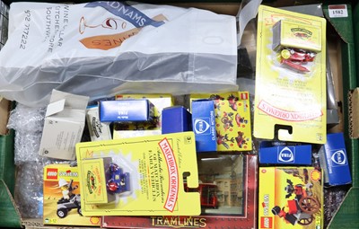 Lot 1582 - Tray of various mixed modern issue diecast and...