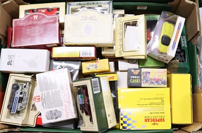 Lot 1584 - Tray of mixed modern issue diecast to include...