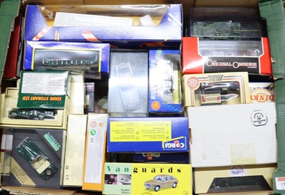 Lot 1586 - Tray of mixed modern issue diecasts to include...