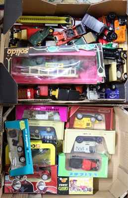 Lot 1595 - 2 trays of mainly loose diecast to include...