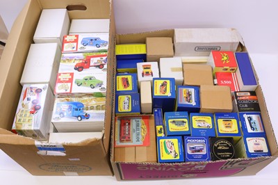 Lot 2086 - Matchbox Models Of Yesteryear, 2 boxes...