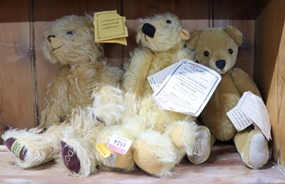 Lot 1524 - 3 various blonde and golden mohair bears to...
