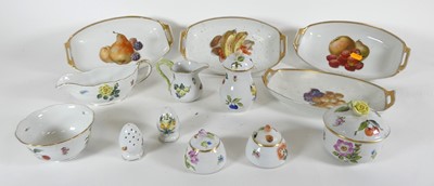 Lot 268 - A collection of ceramics, to include a Herend...