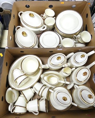 Lot 617 - A collection of Minton St James pattern...