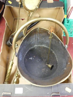 Lot 634 - A collection of metalware, to include a brass...