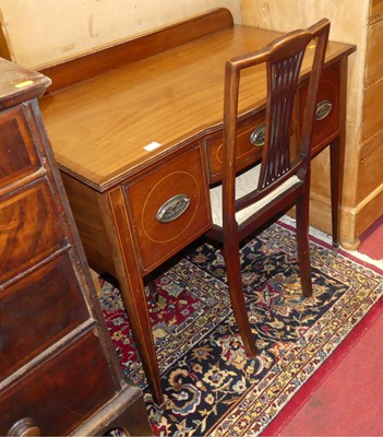 Lot 1352 - A mahogany kneehole ledgeback dressing table,...