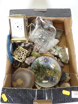 Lot 692 - A collection of fossil and mineral specimens,...
