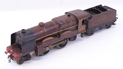 Lot 311 - 1936-41 Hornby 0-gauge repainted clockwork...