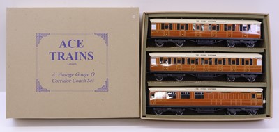Lot 348 - ACE Trains 0-gauge 3-coach set C/4 Gresley...