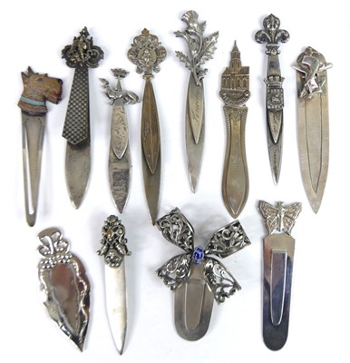 Lot A collection of white metal decoratively...