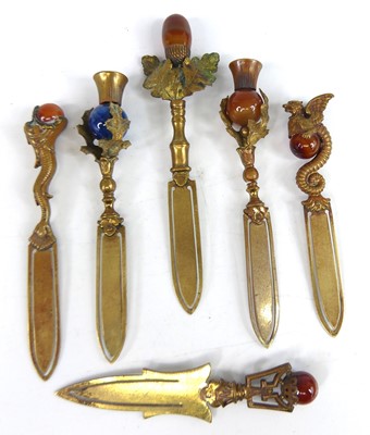 Lot A collection of Victorian hardstone topped...