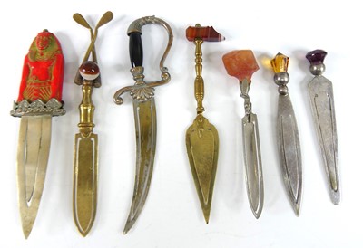 Lot A 1920s Egyptian Revival novelty bookmark, the...