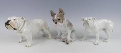 Lot 36 - A collection of ten various mid-sized...