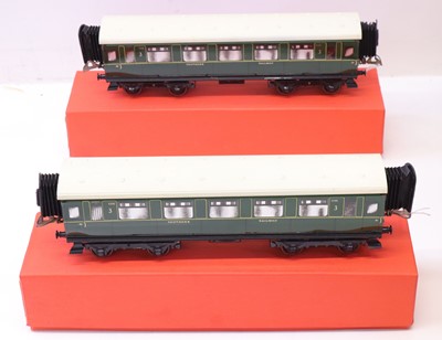 Lot 368 - Two Middleton 0-gauge bogie coaches, Southern,...